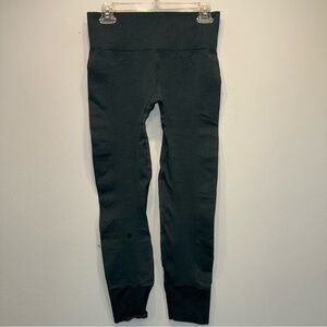 Lululemon Ebb to Street Pant Heathered Green Leggings Size S/M